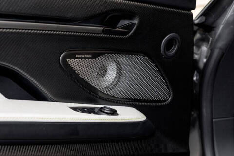 2025 Aston Martin Vanquish