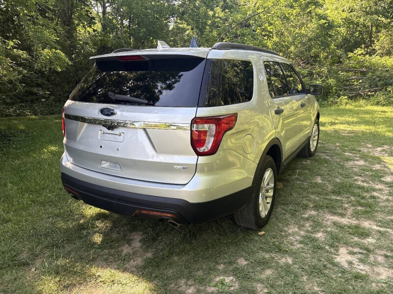 2016 Ford Explorer