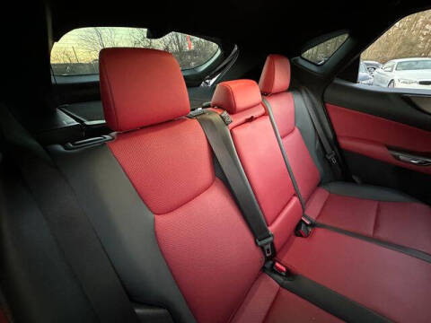 2025 Lexus NX 450h+ F SPORT Handling