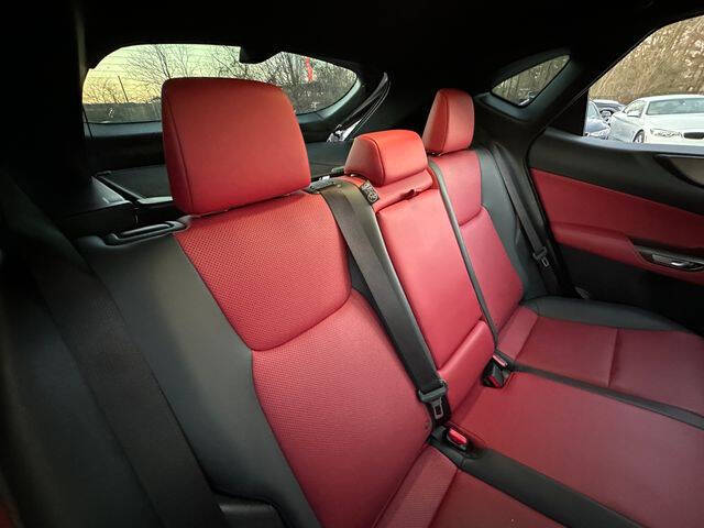 2025 Lexus NX 450h+ F SPORT Handling