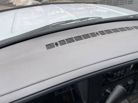 1999 Chevrolet Suburban K1500 LS