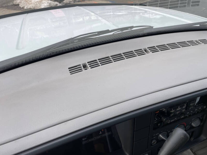 1999 Chevrolet Suburban K1500 LS