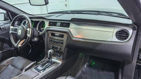 2014 Ford Mustang V6 Premium