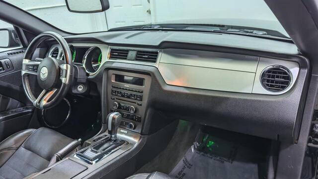 2014 Ford Mustang V6 Premium