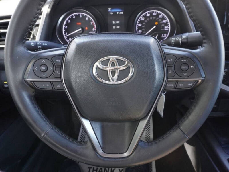 2023 Toyota Camry SE