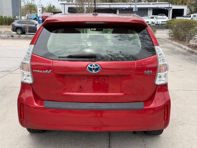 2012 Toyota Prius v