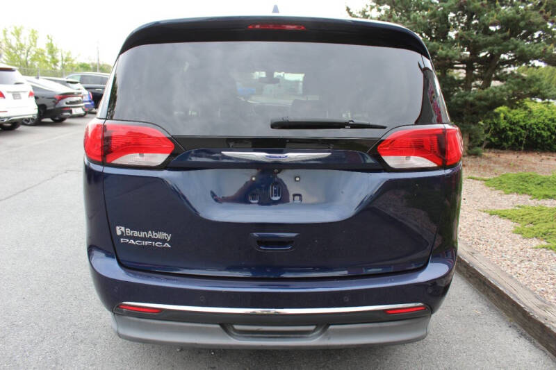 2019 Chrysler Pacifica Touring L