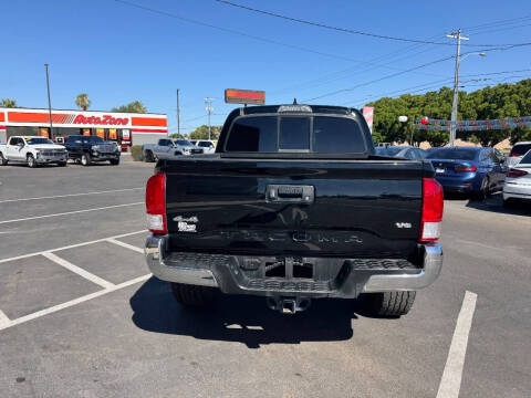 2017 Toyota Tacoma SR5 V6