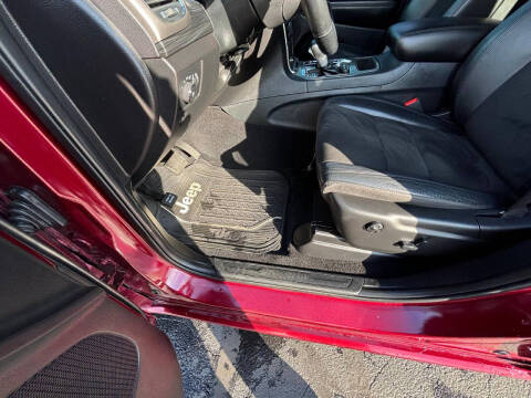 2020 Jeep Grand Cherokee Altitude