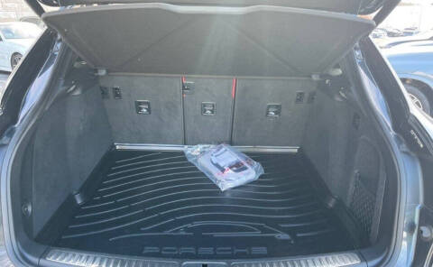 2023 Porsche Macan S