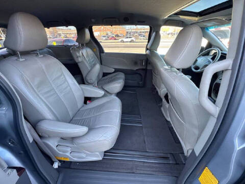 2011 Toyota Sienna