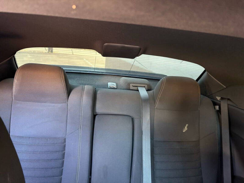 2013 Dodge Challenger SRT8 Core