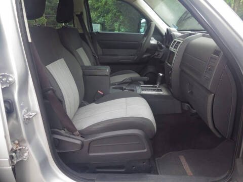2009 Dodge Nitro SE