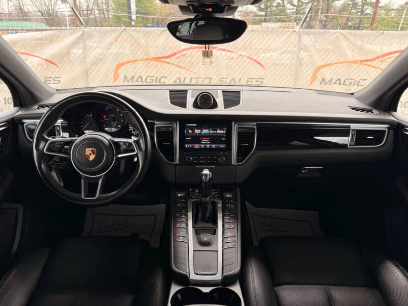 2018 Porsche Macan
