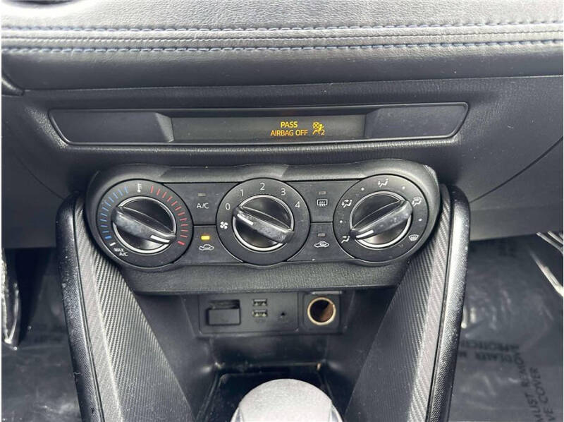 2017 Toyota Yaris iA