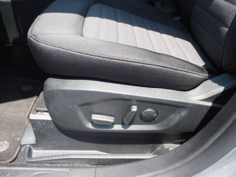 2020 Ford Edge SE