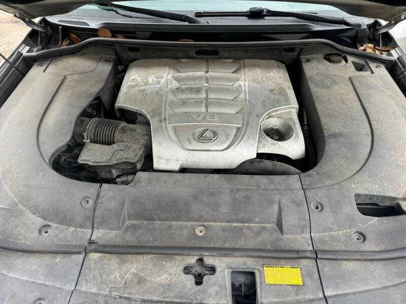 2011 Lexus LX 570