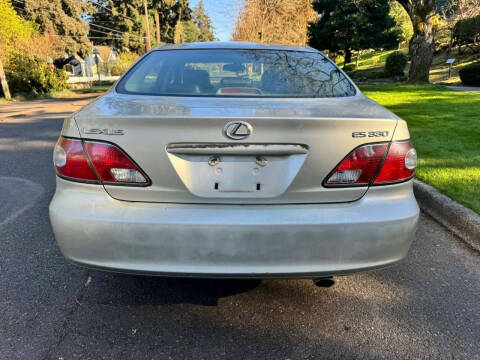 2004 Lexus ES 330