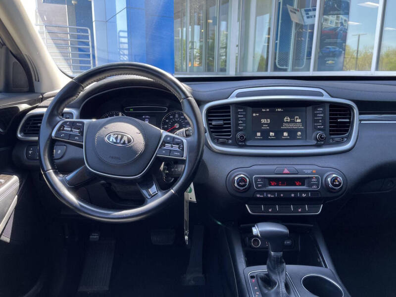 2020 Kia Sorento LX