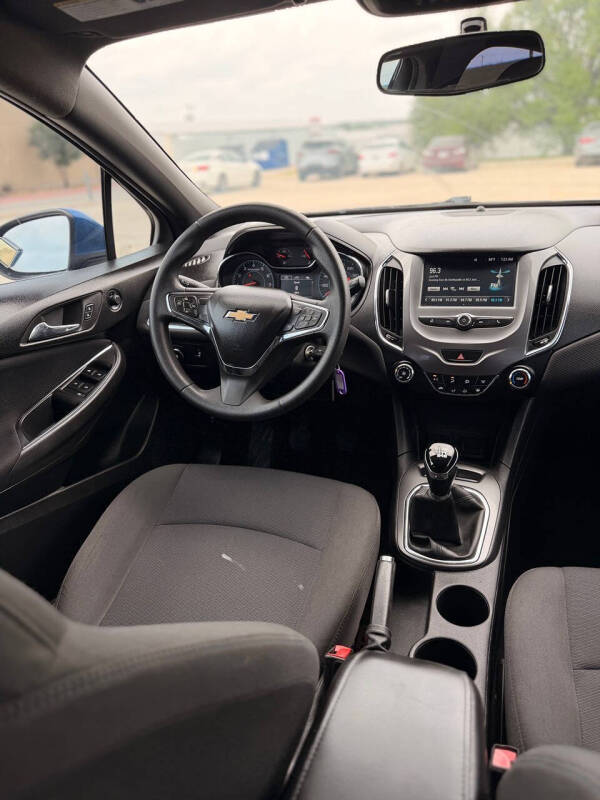 2017 Chevrolet Cruze LT Manual