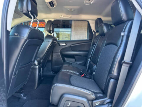 2016 Dodge Journey Crossroad