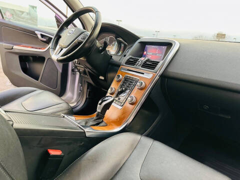 2017 Volvo XC60 T6 Inscription