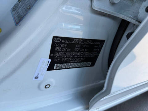 2017 Hyundai Elantra