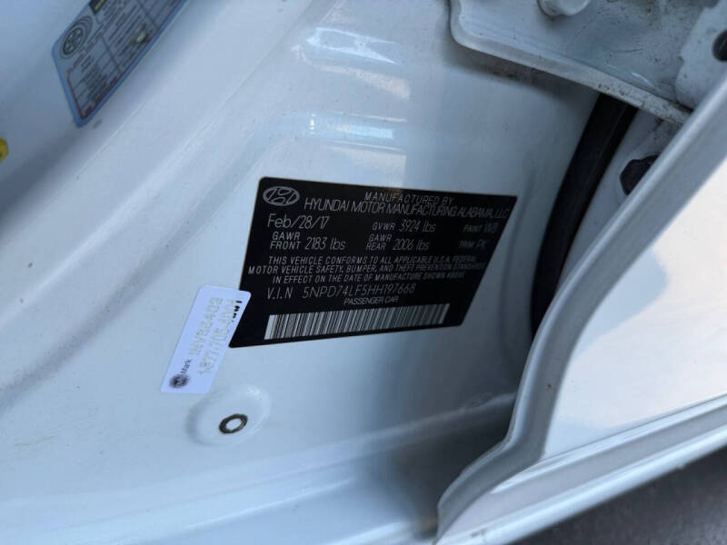 2017 Hyundai Elantra