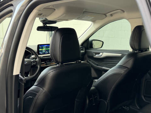 2021 Ford Escape SEL