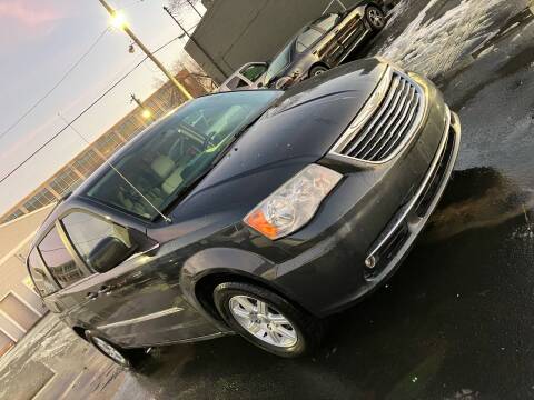 2011 Chrysler Town and Country for sale at Rod's Automotive in Cincinnati OH