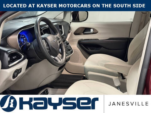 2017 Chrysler Pacifica Touring