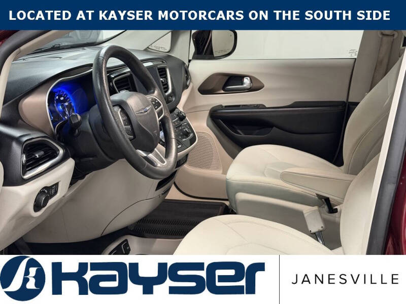 2017 Chrysler Pacifica Touring