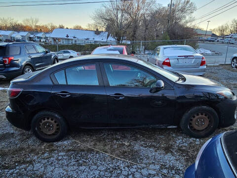 2013 Mazda MAZDA3 i SV