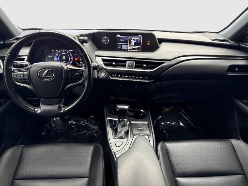 2021 Lexus UX 200