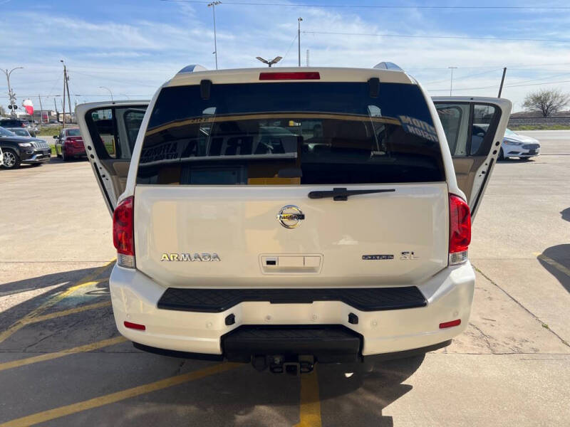 2012 Nissan Armada SV