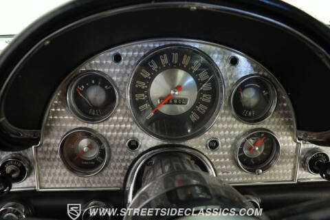 1957 Ford Thunderbird