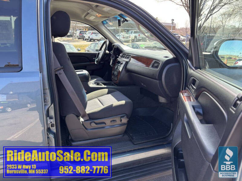 2011 Chevrolet Avalanche LS