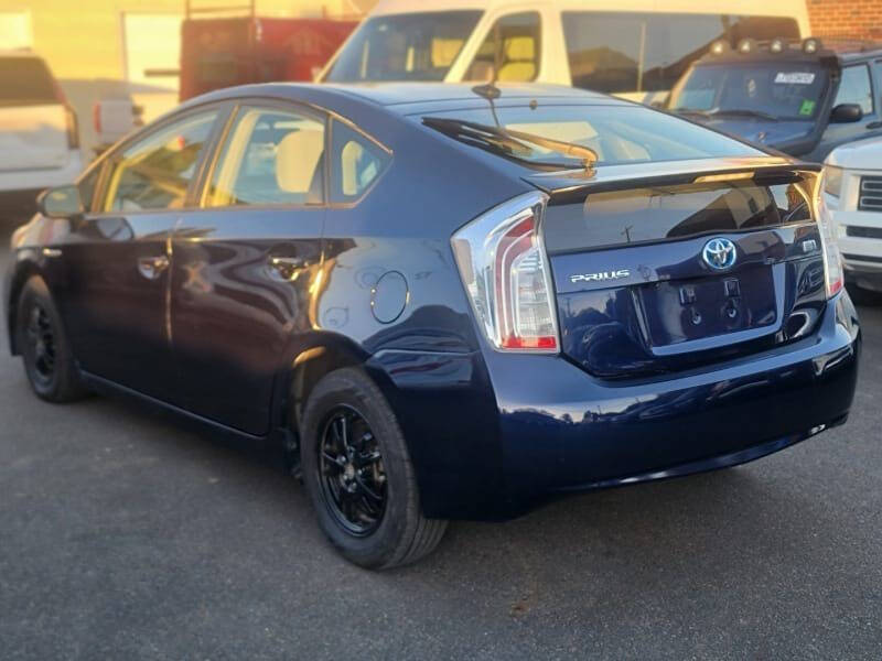 2013 Toyota Prius One
