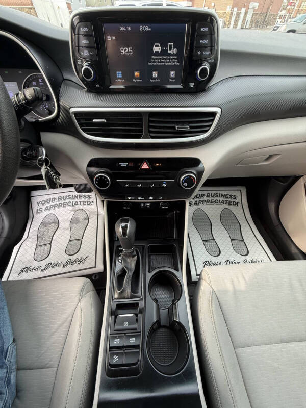 2020 Hyundai Tucson SE