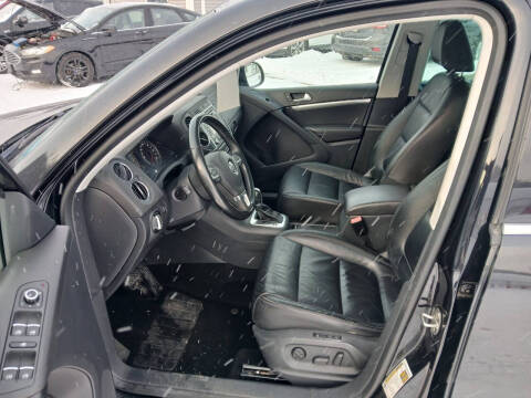 2012 Volkswagen Tiguan SEL 4Motion