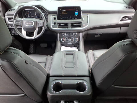 2024 GMC Yukon SLT