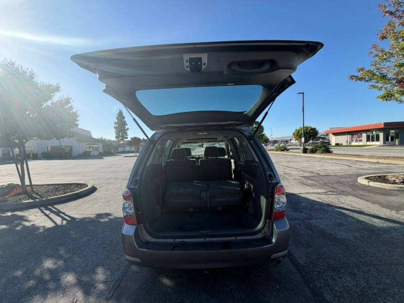 2004 Mazda MPV ES