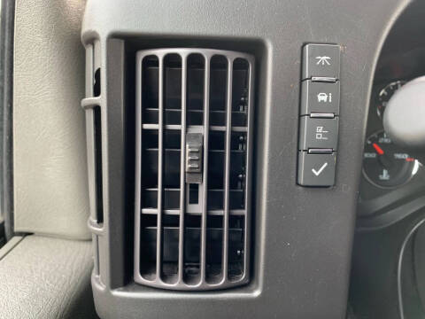 2024 GMC Savana 2500
