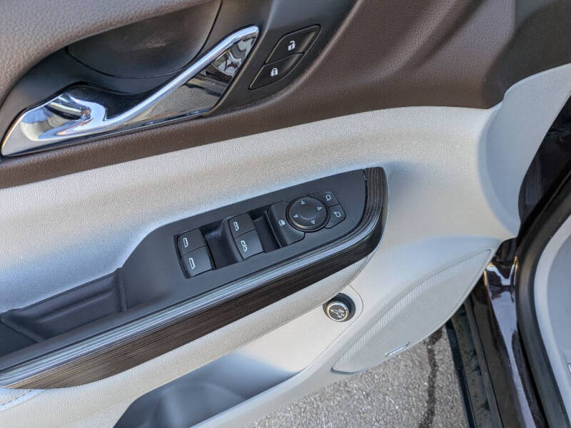 2021 GMC Acadia SLT