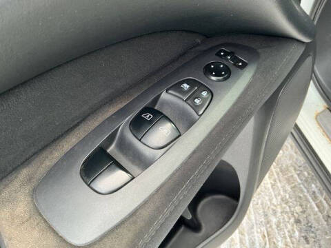 2014 Nissan Pathfinder SV