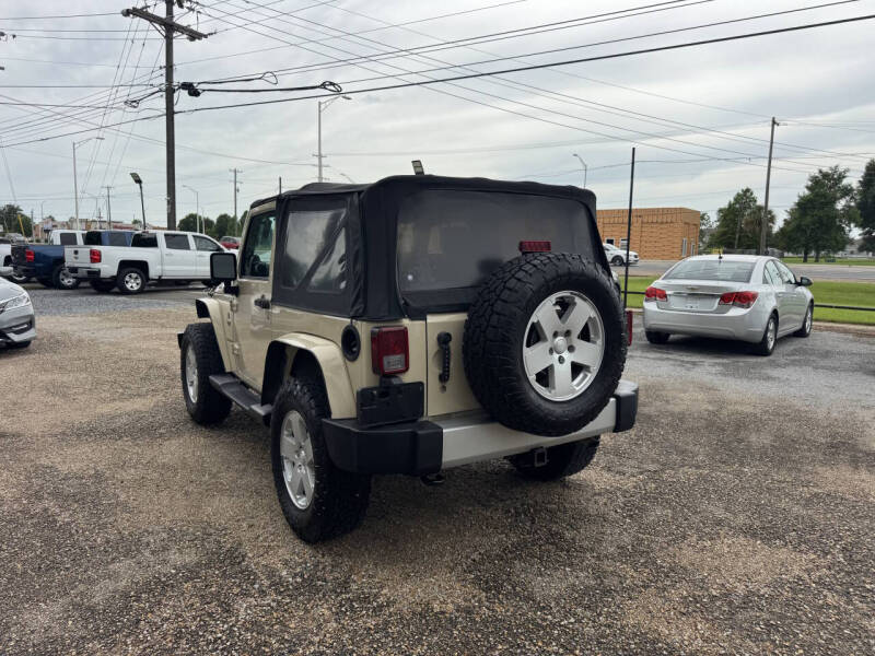 2011 Jeep Wrangler Sahara
