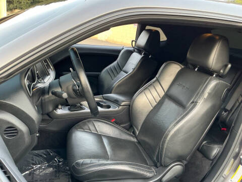 2016 Dodge Challenger SRT 392