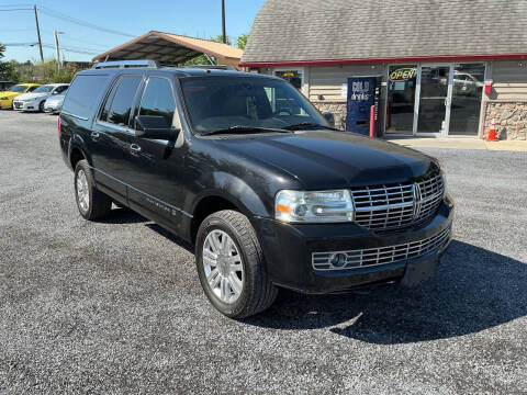 2011 Lincoln Navigator L