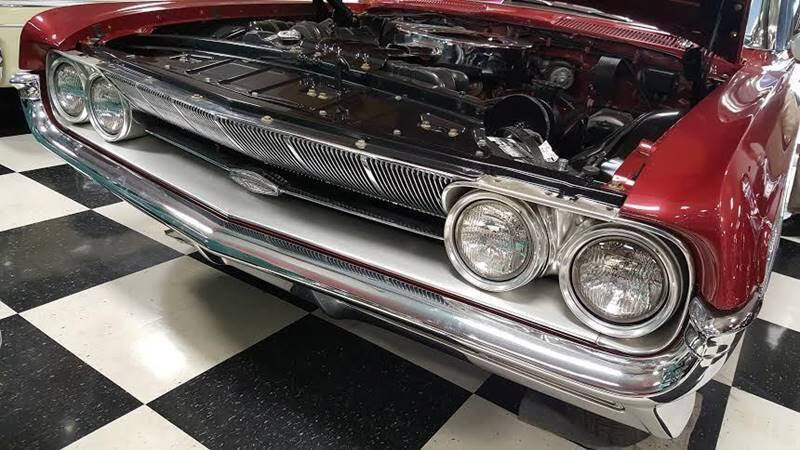 1961 Oldsmobile Starfire