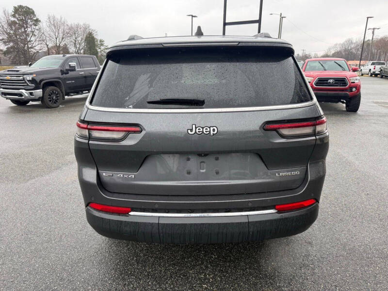 2023 Jeep Grand Cherokee L Laredo